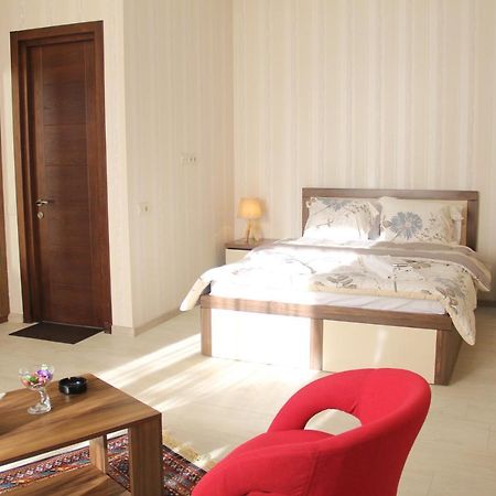Moon Light Hotel Тбилиси Екстериор снимка