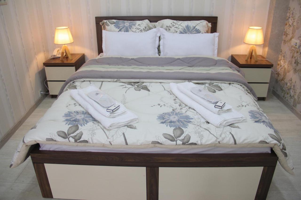 Moon Light Hotel Тбилиси Екстериор снимка
