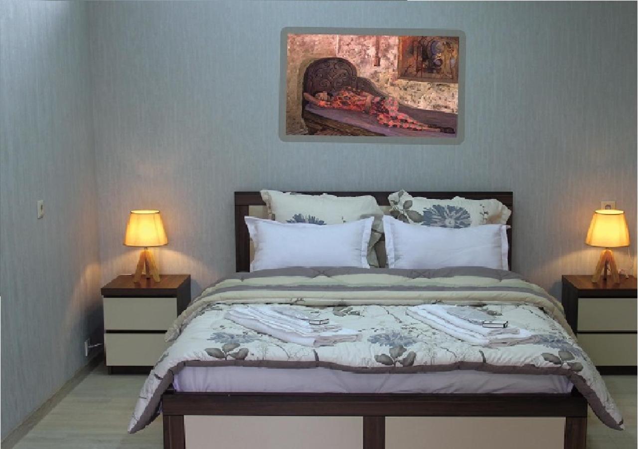 Moon Light Hotel Тбилиси Екстериор снимка