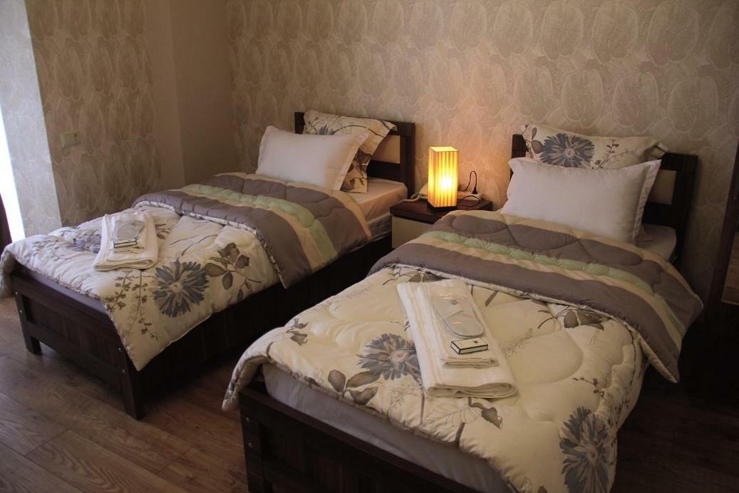 Moon Light Hotel Тбилиси Екстериор снимка