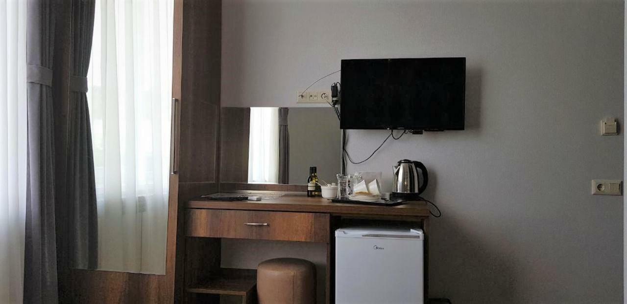 Moon Light Hotel Тбилиси Екстериор снимка